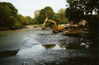 Lake Construction & Design - Dallas Fort Worth - Lake Management Floating Fountains Aeration Irrigation Pump Systems Dallas Fort Worth Texas